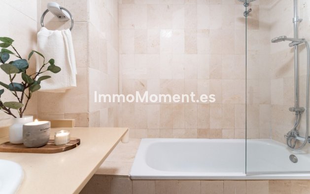 Wiederverkauf - Wohnung - Estepona  - Estepona Centro