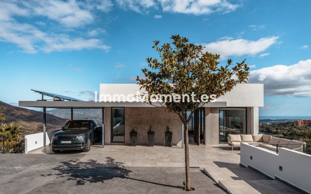 Wiederverkauf - Freistehende Villa - Marbella - La Mairena