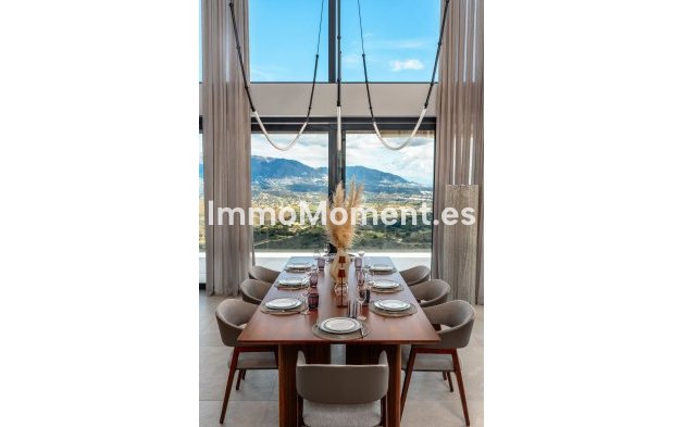 Wiederverkauf - Freistehende Villa - Marbella - La Mairena