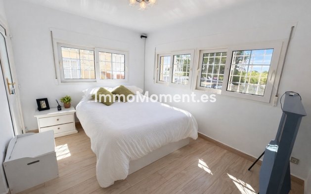 Bestaande woning - Vrijstaande villa - Orihuela - Los Dolses