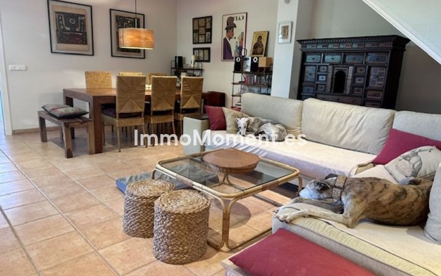 Wiederverkauf - Reihenhaus - Estepona  - Estepona Centro
