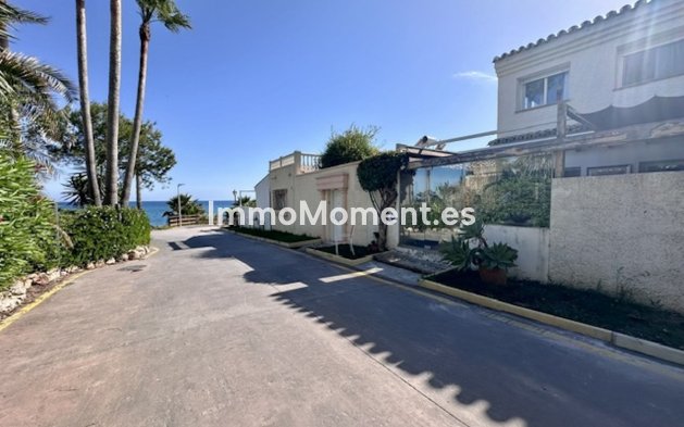 Wiederverkauf - Reihenhaus - Estepona  - Estepona Centro
