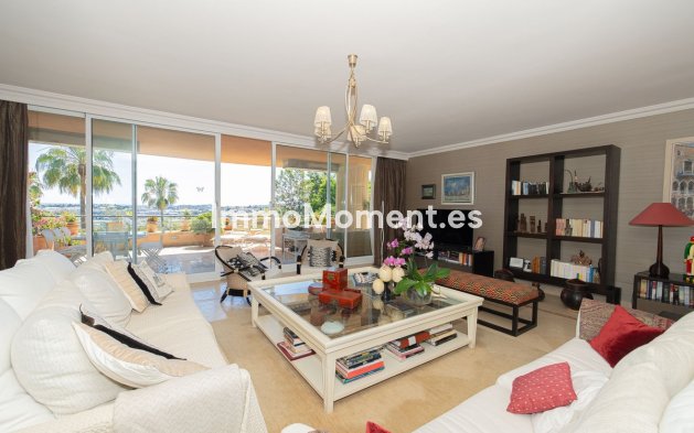 Revente - Appartement - Marbella - Nueva Andalucía