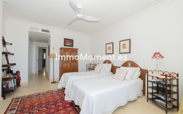 Revente - Appartement - Marbella - Nueva Andalucía