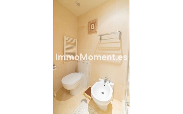 Revente - Appartement - Marbella - Nueva Andalucía