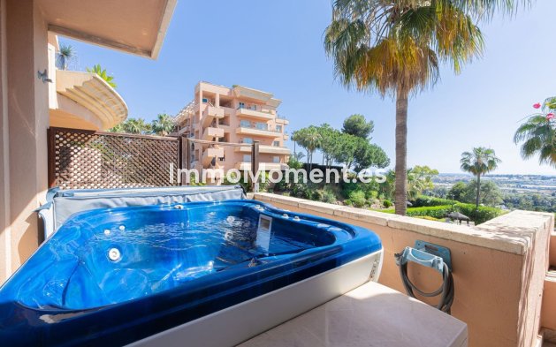 Revente - Appartement - Marbella - Nueva Andalucía