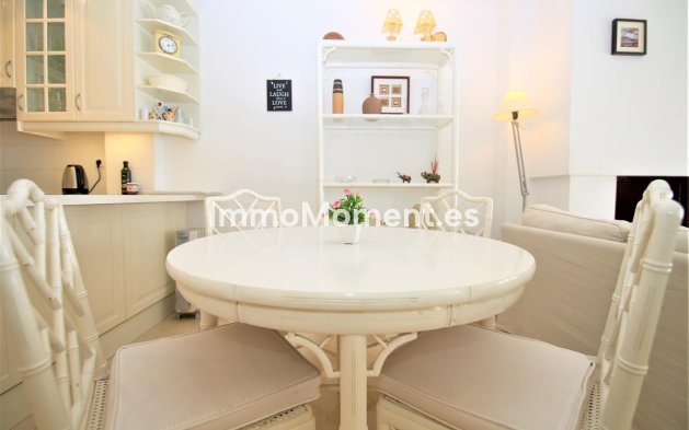Reventa - Apartamento - Estepona  - Estepona Centro