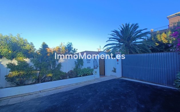 Wiederverkauf - Freistehende Villa - Estepona  - Estepona Centro