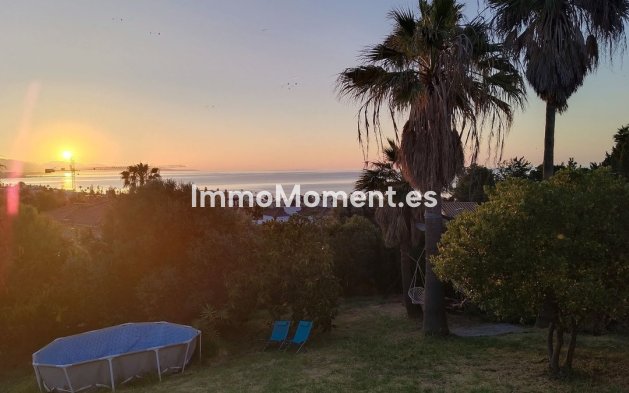 Wiederverkauf - Freistehende Villa - Estepona  - Estepona Centro