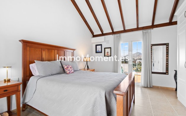 Resale - Townhouse - Marbella - Guadalmina Alta