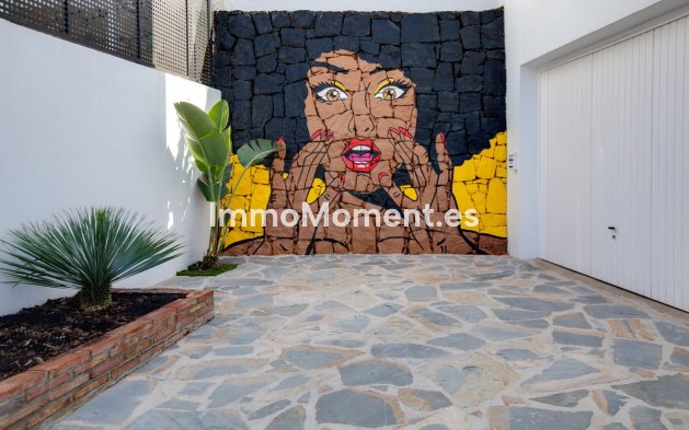Resale - Townhouse - Marbella - Guadalmina Alta