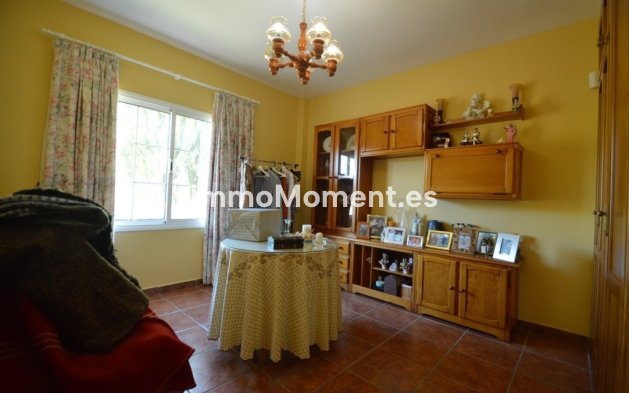 Wiederverkauf - Freistehende Villa - Benalmadena - Benalmadena Centro