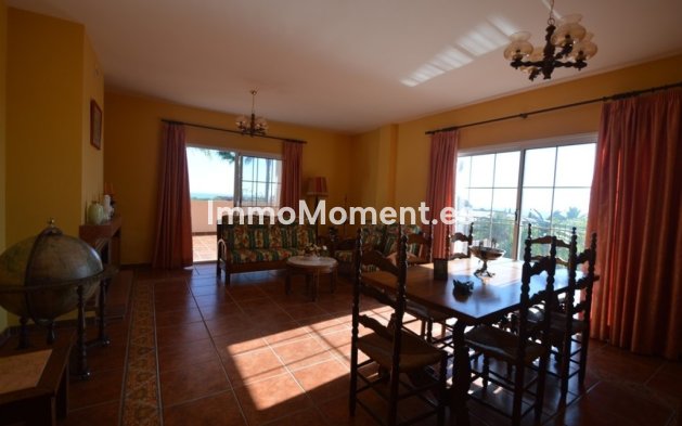 Wiederverkauf - Freistehende Villa - Benalmadena - Benalmadena Centro