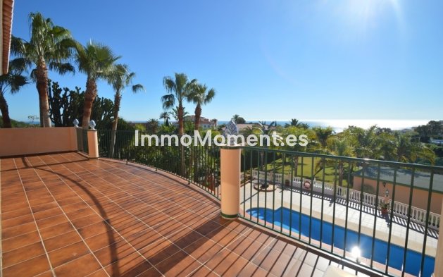 Wiederverkauf - Freistehende Villa - Benalmadena - Benalmadena Centro