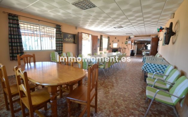 Wiederverkauf - Freistehende Villa - Benalmadena - Benalmadena Centro