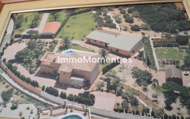 Wiederverkauf - Freistehende Villa - Benalmadena - Benalmadena Centro
