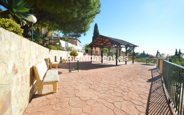 Wiederverkauf - Freistehende Villa - Benalmadena - Benalmadena Centro