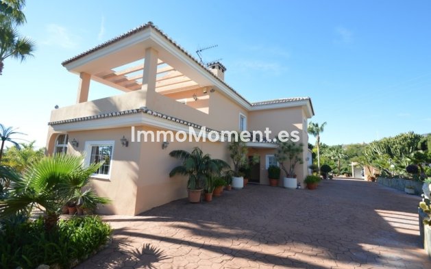 Wiederverkauf - Freistehende Villa - Benalmadena - Benalmadena Centro