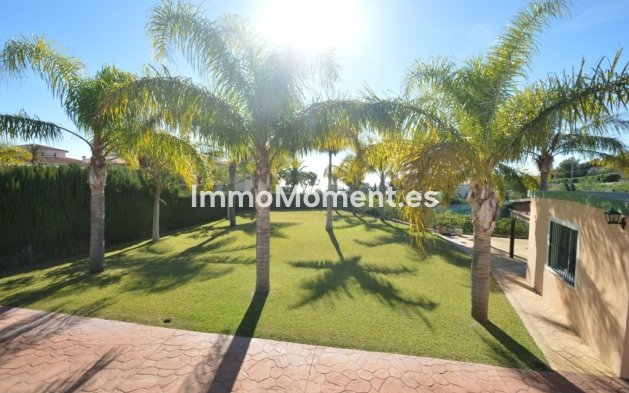 Wiederverkauf - Freistehende Villa - Benalmadena - Benalmadena Centro