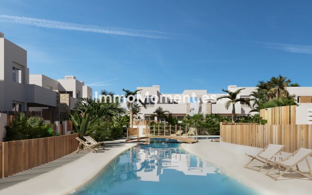 Obra nueva - Villa independiente - San Juan de los Terreros