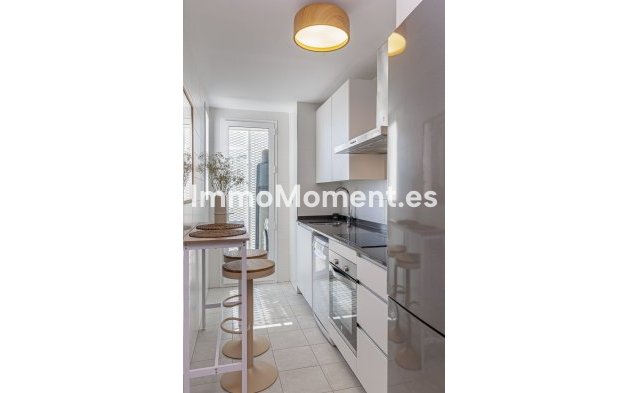 Revente - Appartement - Estepona  - Estepona Centro