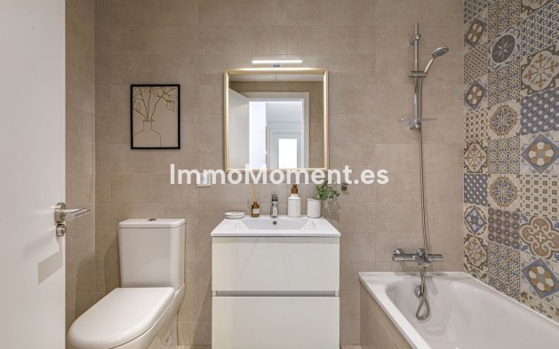 Revente - Appartement - Estepona  - Estepona Centro