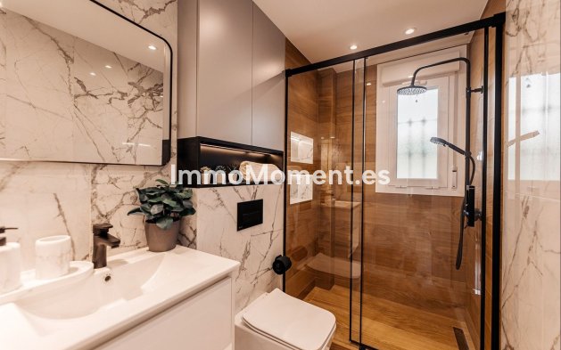 Resale - Apartment - Benahavís - La Quinta