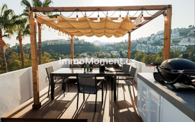 Resale - Apartment - Benahavís - La Quinta