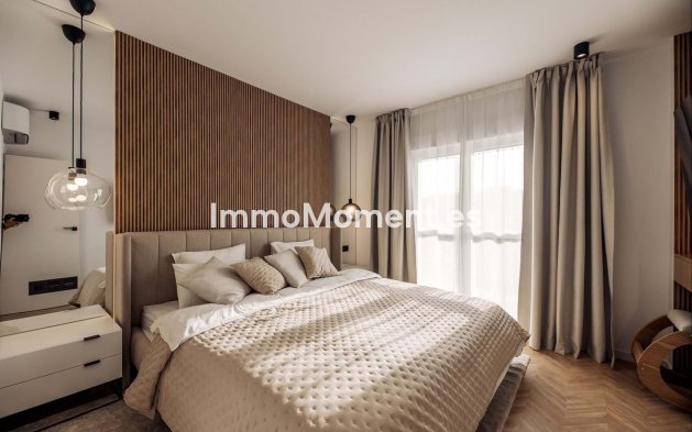 Resale - Apartment - Benahavís - La Quinta