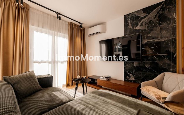 Resale - Apartment - Benahavís - La Quinta