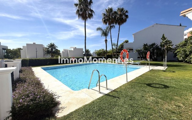 Wiederverkauf - Reihenhaus - Estepona  - Estepona Centro