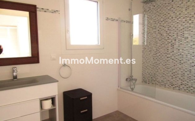 Reventa - Villa independiente - Mijas - La Cala Golf