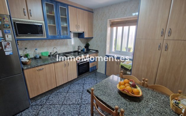 Wiederverkauf - Reihenhaus - Estepona  - Estepona Centro
