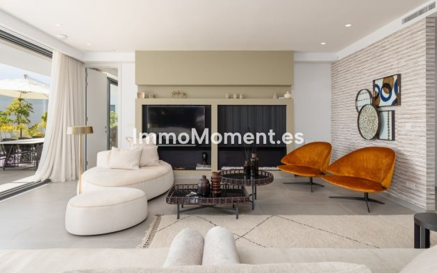 Wiederverkauf - Freistehende Villa - Marbella - Cabopino