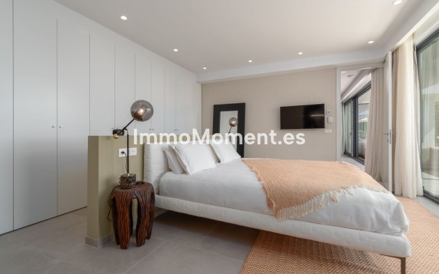 Wiederverkauf - Freistehende Villa - Marbella - Cabopino