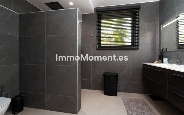 Wiederverkauf - Freistehende Villa - Marbella - Cabopino