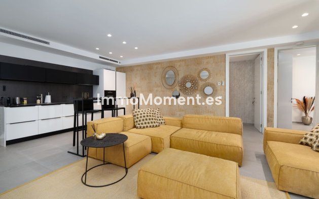 Wiederverkauf - Freistehende Villa - Marbella - Cabopino