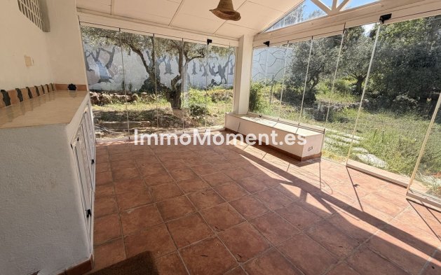 Wiederverkauf - Freistehende Villa -   Inländisch - Alhaurín el Grande Centro