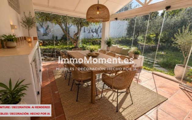 Wiederverkauf - Freistehende Villa -   Inländisch - Alhaurín el Grande Centro
