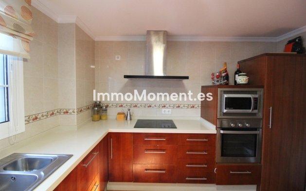 Resale - Townhouse - Marbella - Guadalmina Alta