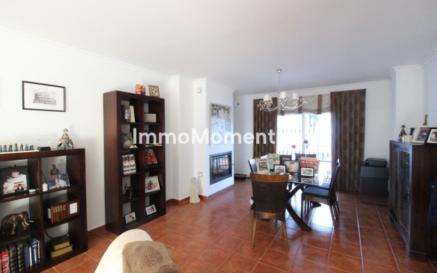 Resale - Townhouse - Marbella - Guadalmina Alta