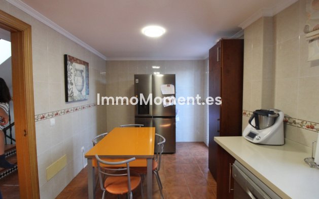 Resale - Townhouse - Marbella - Guadalmina Alta