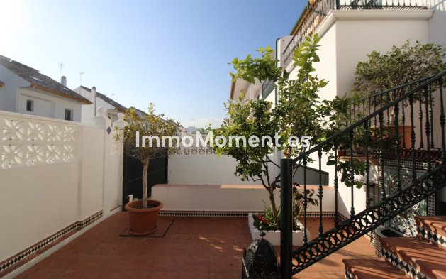 Resale - Townhouse - Marbella - Guadalmina Alta