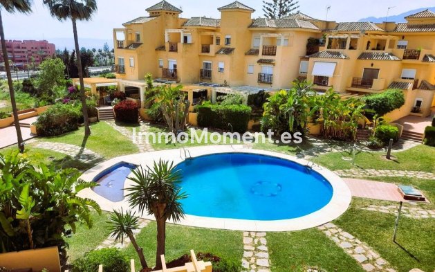 Revente - Maison mitoyenne - Estepona  - Estepona Centro