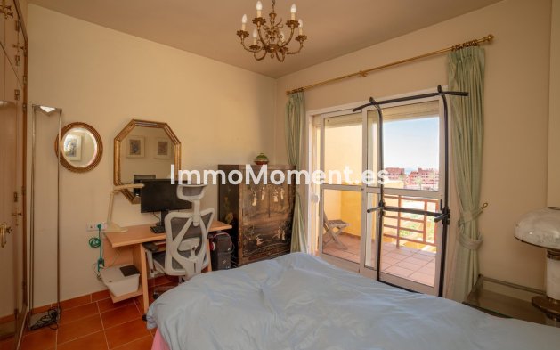 Revente - Maison mitoyenne - Estepona  - Estepona Centro