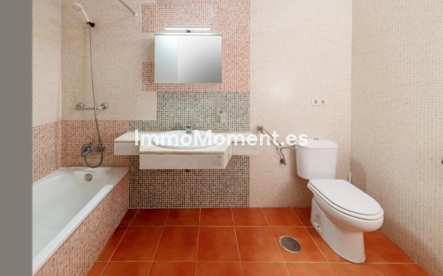 Revente - Maison mitoyenne - Estepona  - Estepona Centro