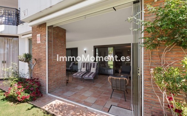 Resale - Apartment - Estepona - Estepona Centro