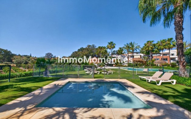 Resale - Apartment - Estepona - Estepona Centro