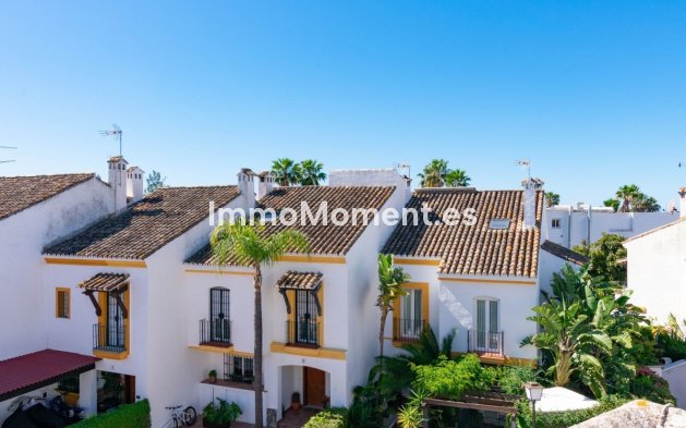 Wiederverkauf - Reihenhaus - Estepona  - Estepona Centro