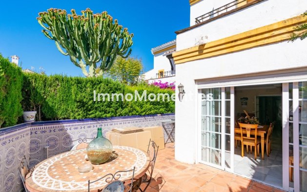 Wiederverkauf - Reihenhaus - Estepona  - Estepona Centro